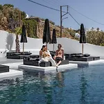 ホテル Tagoo Black Mykonos Mykonos Town