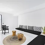 ホテル Tagoo Black Mykonos Mykonos Town