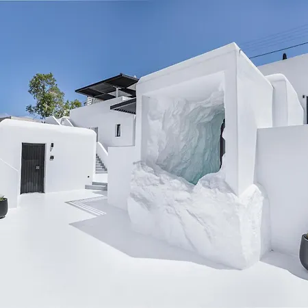 Hotel Tagoo Black Mykonos 4*