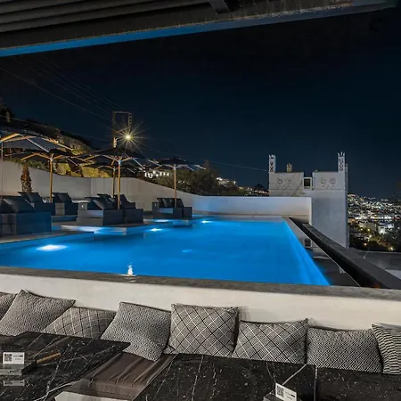Tagoo Black Mykonos Mykonos Town