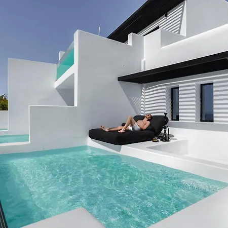 Hotel Tagoo Black Mykonos 4*