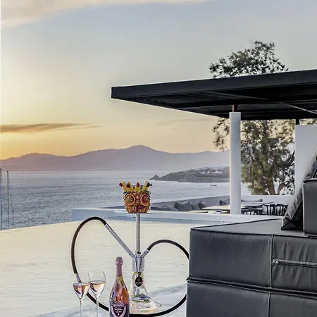 Tagoo Black Mykonos