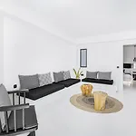 Hotel Tagoo Black Mykonos 4*