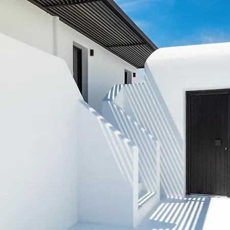 Tagoo Black Mykonos Hotel 4*