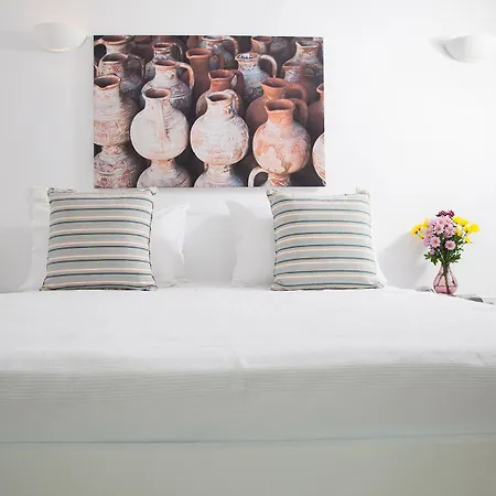 Tagoo Black Mykonos Hotel