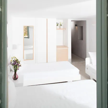 Tagoo Black Mykonos 4*
