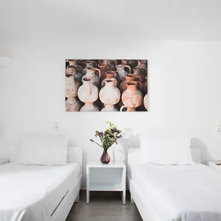 Tagoo Black Mykonos Hotel