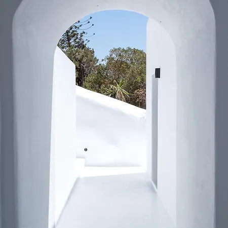 Tagoo Black Mykonos 4*