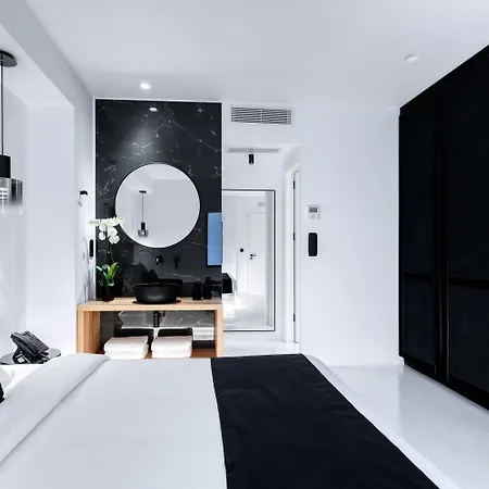 Tagoo Black Mykonos Hotel 4*