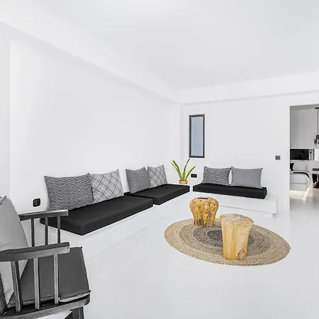 Hotel Tagoo Black Mykonos 4*