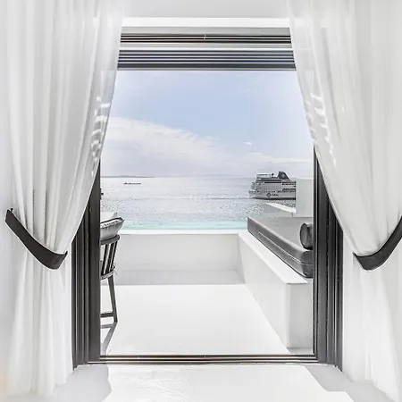 Ξενοδοχείο Tagoo Black Mykonos