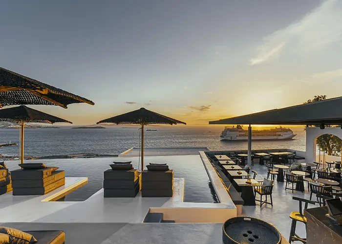 Ξενοδοχείο Tagoo Black Mykonos 4*